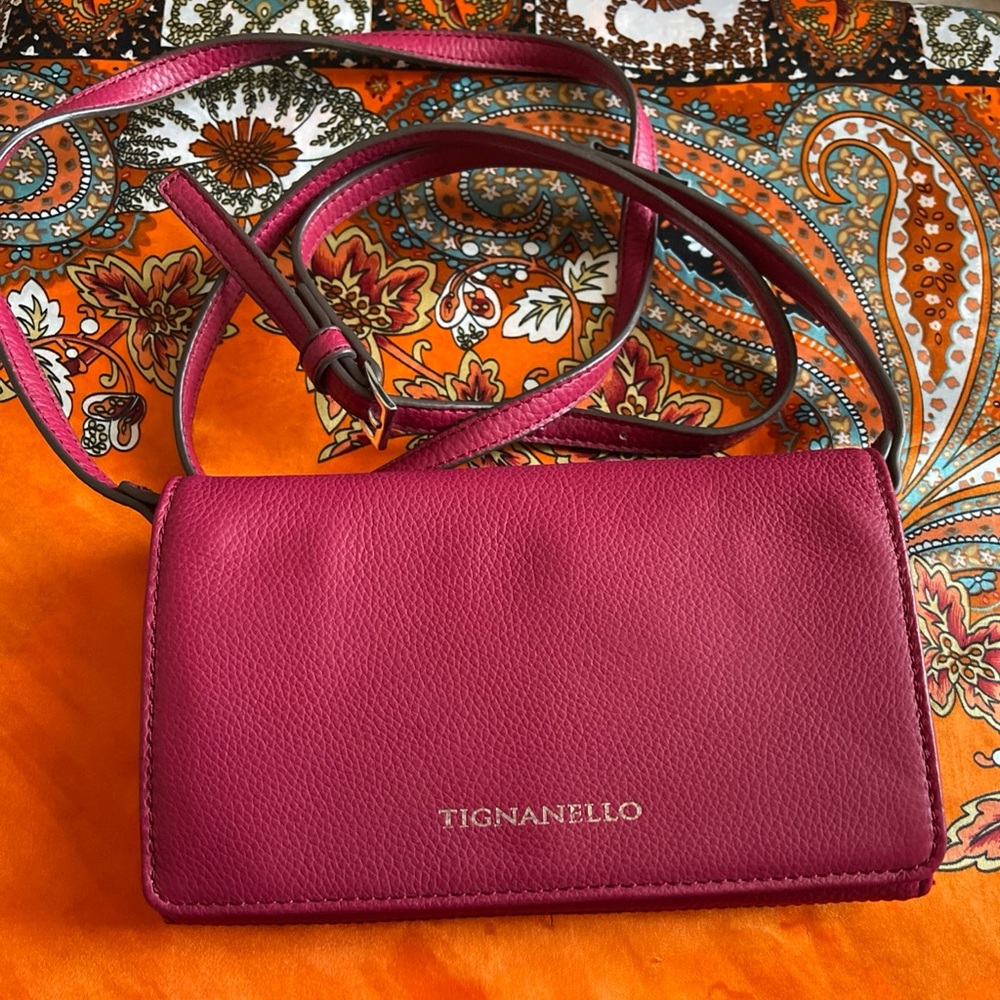 Tignanello Fuchsia Leather Convertible Crossbody Bag Small Organizer Clutch vg